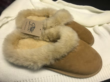 Load image into Gallery viewer, Sheepskin Mule Slippers
